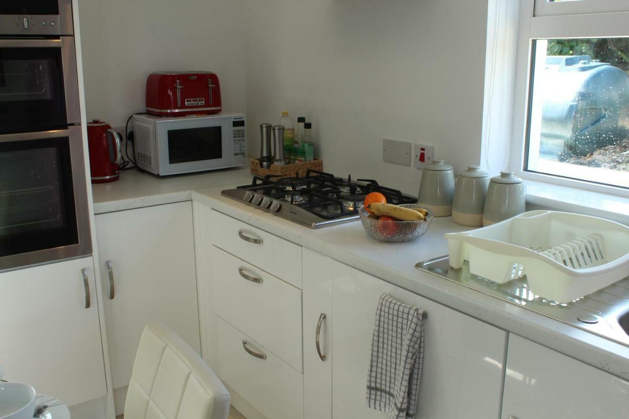 Bunlin Heights Self Catering Studio Милфорд Екстериор снимка