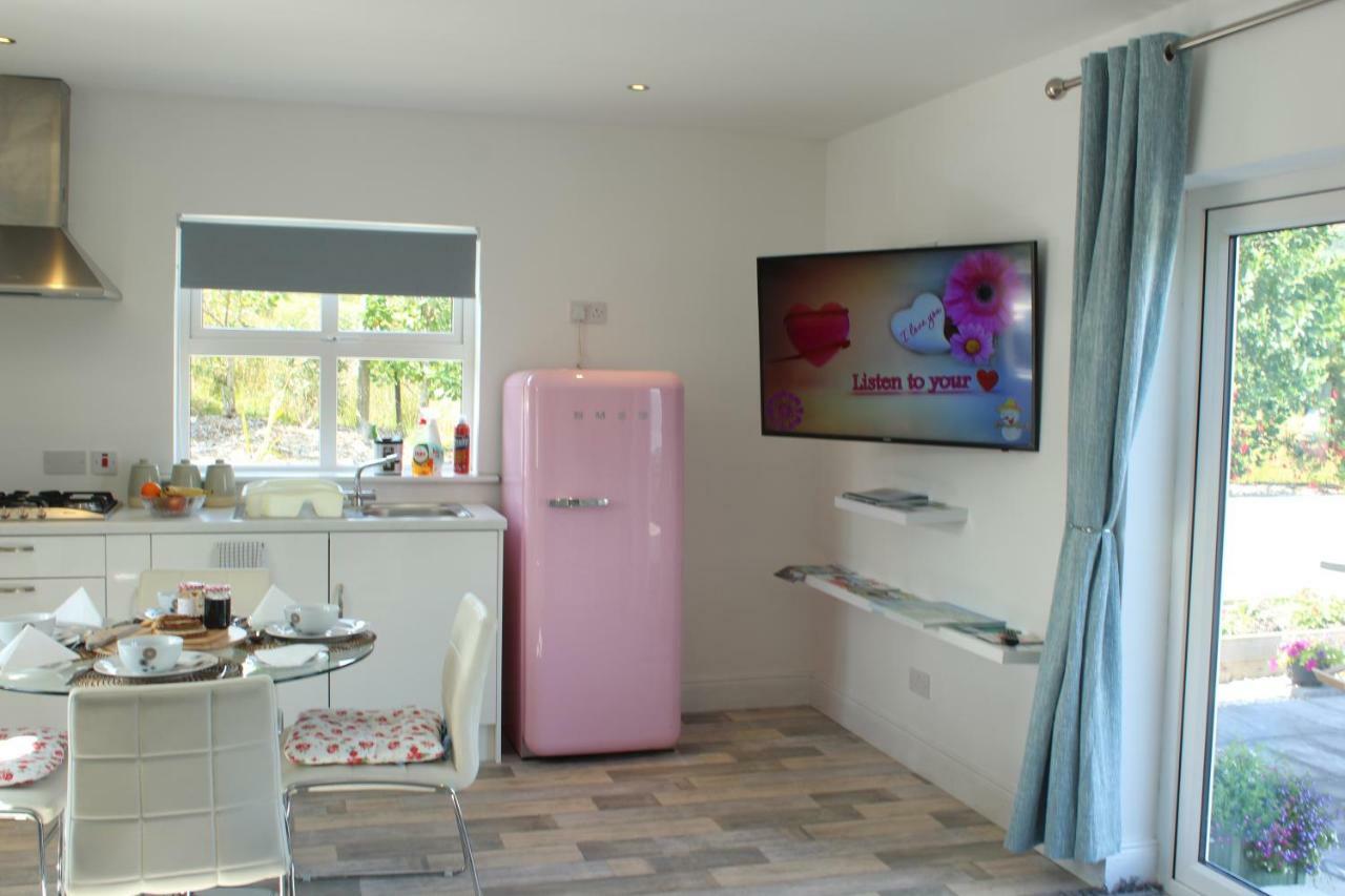 Bunlin Heights Self Catering Studio Милфорд Екстериор снимка
