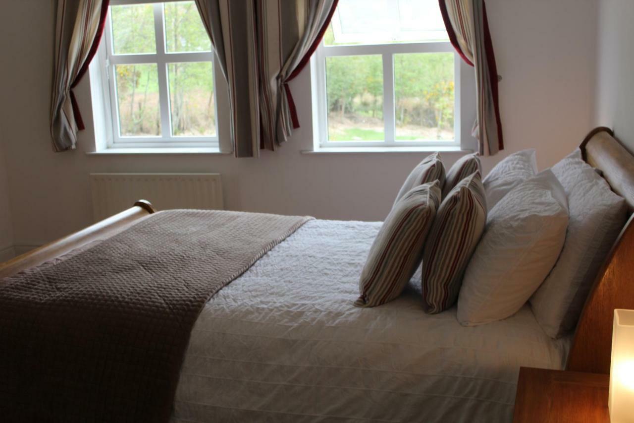 Bunlin Heights Self Catering Studio Милфорд Екстериор снимка